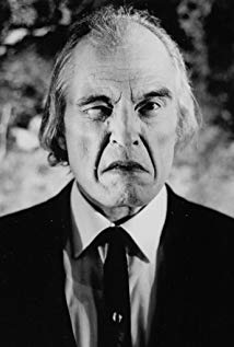 How tall is Angus Scrimm?